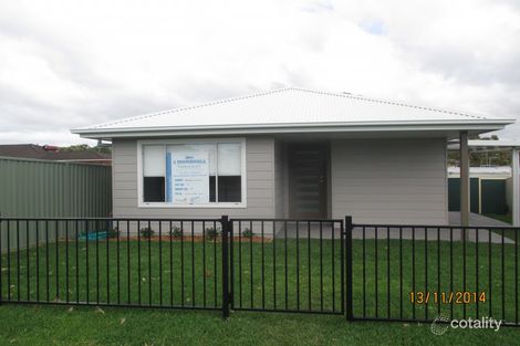 Property photo of 12 Vernon Avenue Gorokan NSW 2263