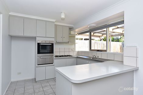 Property photo of 10 Llewellyn Avenue Aspendale Gardens VIC 3195