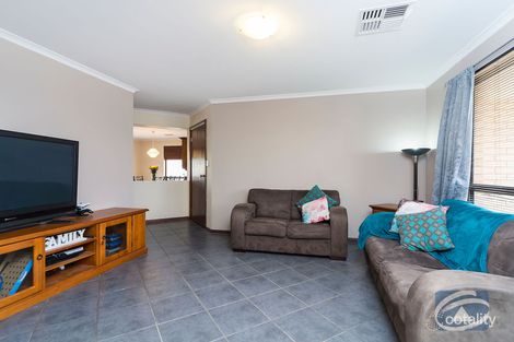 Property photo of 2 McLaren Court Munno Para West SA 5115