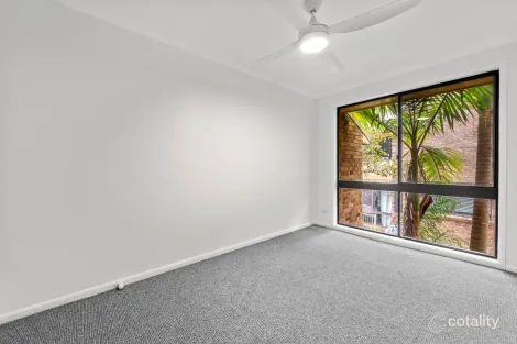 Property photo of 11/8-12 Sherwood Close Mudgeeraba QLD 4213