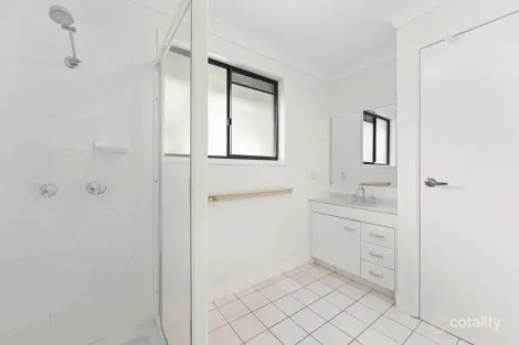 Property photo of 11/8-12 Sherwood Close Mudgeeraba QLD 4213