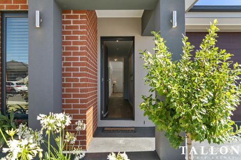 Property photo of 12 Alexandro Grove Hastings VIC 3915