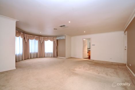Property photo of 3 Huntingtower Crescent Mount Waverley VIC 3149