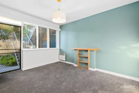 Property photo of 2/4 Poets Grove Elwood VIC 3184