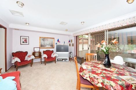 Property photo of 38 Bronzewing Drive Erina NSW 2250
