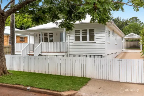 6 Loye St, North Toowoomba, QLD 4350