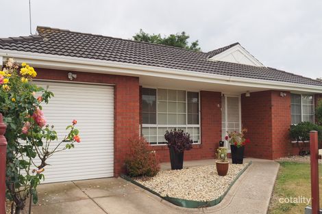 15 MORETON CT, HOPPERS CROSSING, VIC 3029