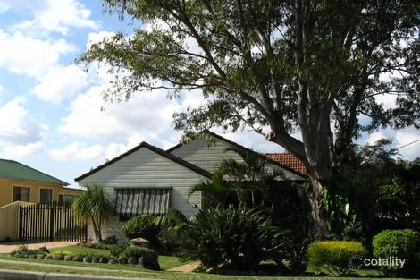 20 Fairfax Rd, Warners Bay, NSW 2282