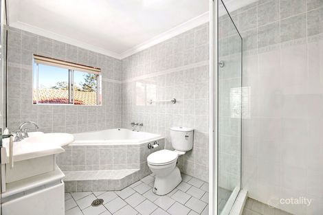 Property photo of 2/30A William Street Hornsby NSW 2077