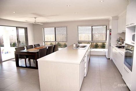 Property photo of 4 Grange Court Narangba QLD 4504