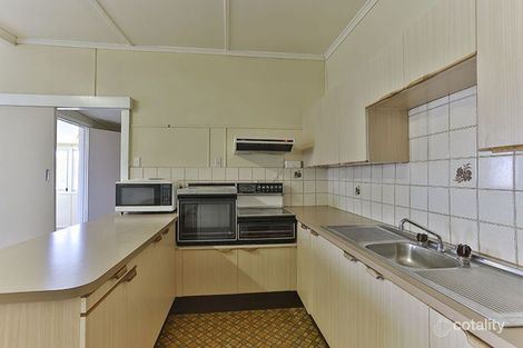 Property photo of 22 Esmond Street Rockville QLD 4350