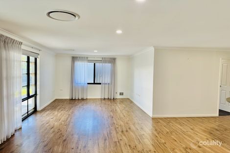 Property photo of 14 Sparrow Crescent Broadwater WA 6280