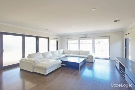 Property photo of 21 Littlecroft Street Point Cook VIC 3030