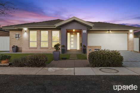 10 Gavin Long St, Franklin, ACT 2913
