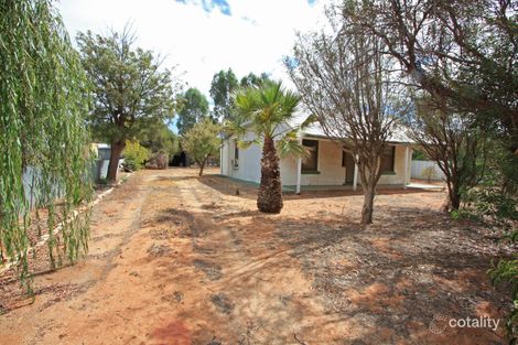 4 Eringa Ave, Loxton, SA 5333