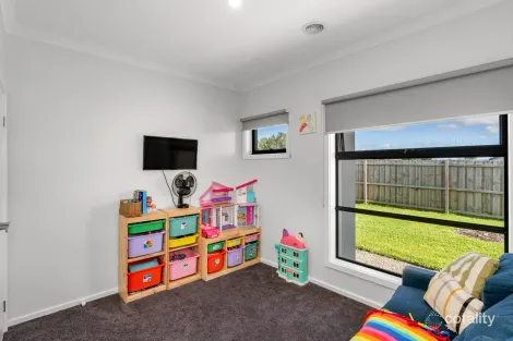 Property photo of 16 Holman Road Kilmore VIC 3764