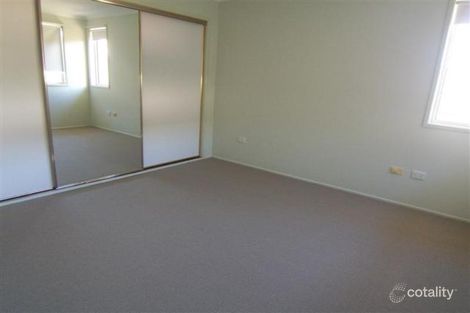 Property photo of 11 Gainsborough Drive Glenvale QLD 4350