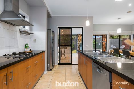 Property photo of 3 Winterset Close Mordialloc VIC 3195