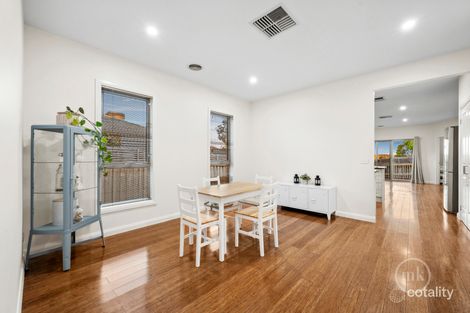 Property photo of 26 Peterborough Drive Doreen VIC 3754
