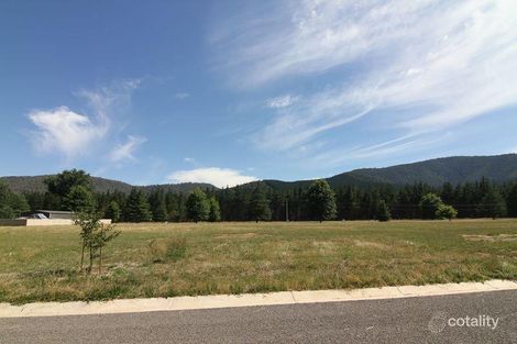 Property photo of 6 Tempo Crescent Bright VIC 3741