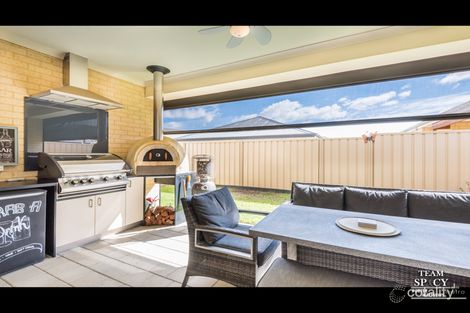 34 Bantry Dr, Maddington, WA 6109
