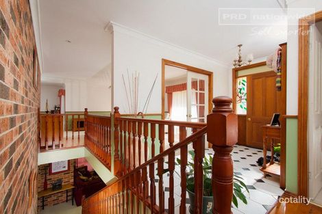 Property photo of 33 Amaroo Street Kooringal NSW 2650
