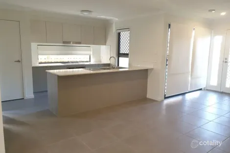 Property photo of 7 Trevorrow Way Ripley QLD 4306