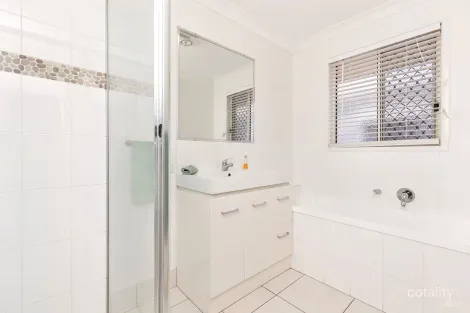 Property photo of 19 Sirenia Drive Burrum Heads QLD 4659