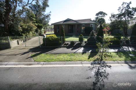 Property photo of 28 Mulduri Crescent Croydon South VIC 3136