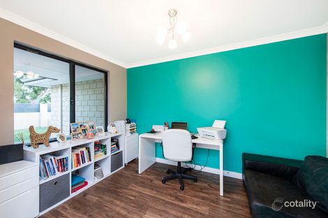 Property photo of 34 Carissa Turn Halls Head WA 6210