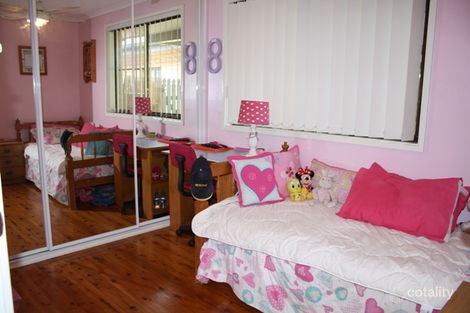 Property photo of 15 Lyn Circuit Jamisontown NSW 2750