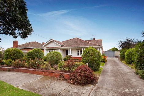 Property photo of 30 Bournian Avenue Strathmore VIC 3041