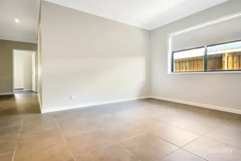 Property photo of 9 Benjamen Crescent Nirimba QLD 4551