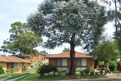 14 Sartor Cres, Bossley Park, NSW 2176