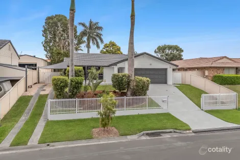 13 Hastings Cres, Carrara, QLD 4211
