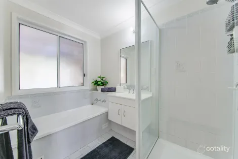 Property photo of 10 Bingarra Place Bargo NSW 2574