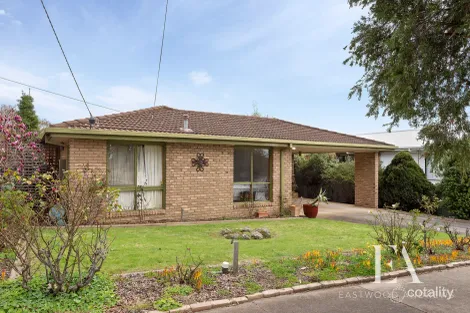Property photo of 128 Thornhill Road Highton VIC 3216