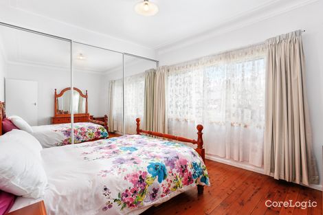 Property photo of 150 Flinders Road Georges Hall NSW 2198