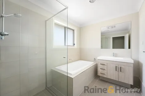 Property photo of 33A Canal Parade Leppington NSW 2179