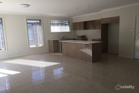 7 Wallara Grn, Jordan Springs, NSW 2747