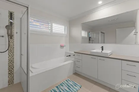 Property photo of 5 Wirega Street Wavell Heights QLD 4012