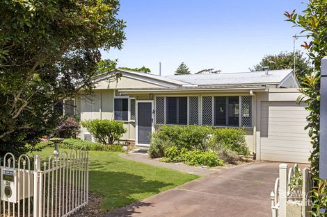 Property photo of 26 Talinga Street Mount Lofty QLD 4350
