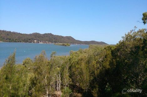 Property photo of 107 Wahine Drive Russell Island QLD 4184