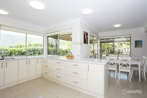 Property photo of 38 Hummingbird Crescent Wishart QLD 4122
