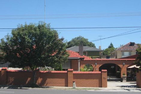 30 Manningham Rd, Bulleen, VIC 3105