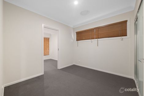 Property photo of 32 Bluebell Crescent Spring Farm NSW 2570