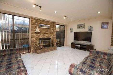 Property photo of 7 Matthew Retreat Endeavour Hills VIC 3802