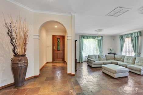 Property photo of 19 Horseshoe Drive Woodcroft SA 5162