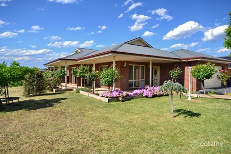 15 Stewart St, Mansfield, VIC 3722