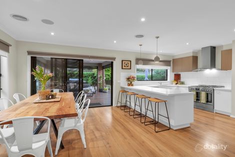 Property photo of 29 Ramlegh Boulevard Clyde North VIC 3978
